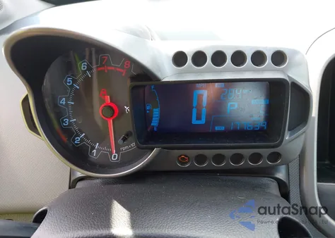 2013 Chevrolet Sonic Lt Auto из США, поврежденный, VIN 1G1JC5SHXD4187797